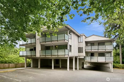 321 Bellevue Way SE #203, Bellevue, WA 98004 - Photo 1