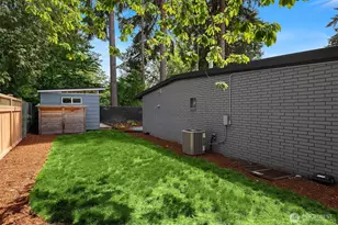 15634 SE 8th St, Bellevue, WA 98008 - Photo 35