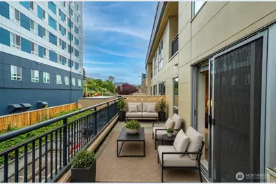 321 10th Avenue S #610, Seattle, WA 98104 - Photo 27