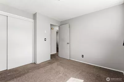 802 Oakcrest Drive SE, Lacey, WA 98503 - Photo 17
