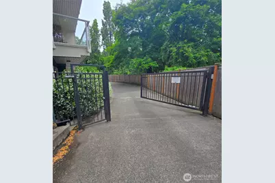 1730 Taylor Avenue N #302, Seattle, WA 98109 - Photo 19