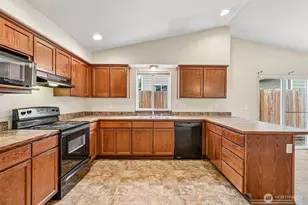 14626 47th Ave NE, Marysville, WA 98271 - Photo 13