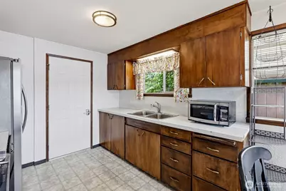 2020 S Lake Roesiger Road, Snohomish, WA 98290 - Photo 3