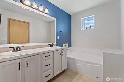 11820 126th Street Ct E, Puyallup, WA 98374 - Photo 19