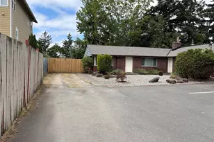 158 S 152nd St, Burien, WA 98148 - Photo 13
