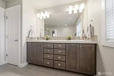 618 E Tanoak Avenue, La Center, WA 98629 - Photo 23