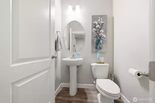 618 E Tanoak Ave, La Center, WA 98629 - Photo 17