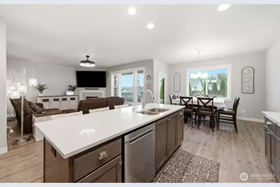 618 E Tanoak Avenue, La Center, WA 98629 - Photo 13