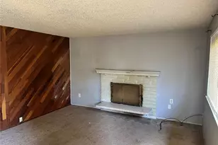 19413 Crescent Dr E, Spanaway, WA 98387 - Photo 3