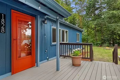 1828 Lake Drive, Camano Island, WA 98282 - Photo 5