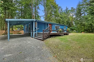 1828 Lake Dr, Camano Island, WA 98282 - Photo 3