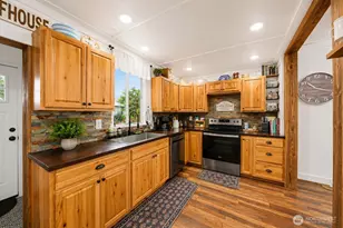 124 N 3rd St, Coulee City, WA 99115 - Photo 5