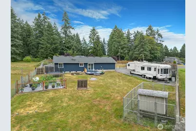 24206 38th Avenue Court E, Spanaway, WA 98387 - Photo 31