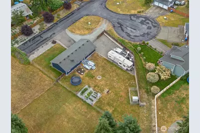 24206 38th Avenue Court E, Spanaway, WA 98387 - Photo 37