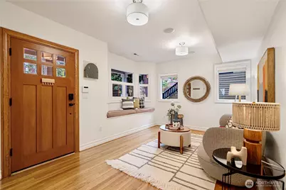 1528 NE 97th St, Seattle, WA 98115 - Photo 3