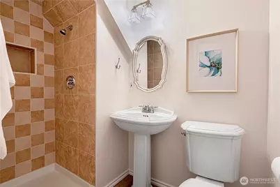 1528 NE 97th St, Seattle, WA 98115 - Photo 25