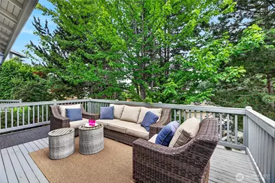 14420 SE 84th Street, Newcastle, WA 98059 - Photo 19