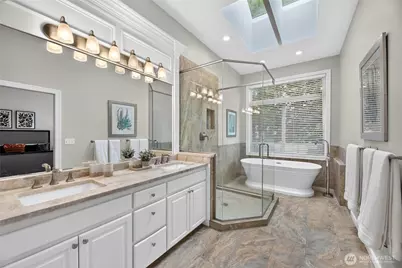 14420 SE 84th Street, Newcastle, WA 98059 - Photo 23