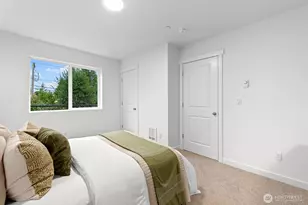 1421 SW 111th Ln, Seattle, WA 98146 - Photo 7