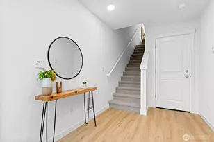 1421 SW 111th Ln, Seattle, WA 98146 - Photo 5