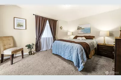 5402 114th Place NE, Marysville, WA 98271 - Photo 13