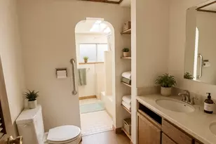 11545 N Park Ave N, Seattle, WA 98133 - Photo 7