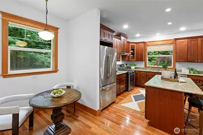 10440 NE Quiet Valley Lane, Bainbridge Island, WA 98110 - Photo 15