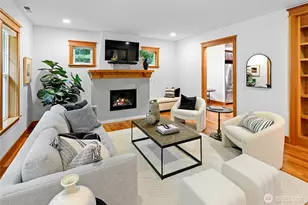 10440 NE Quiet Valley Ln, Bainbridge Island, WA 98110 - Photo 7
