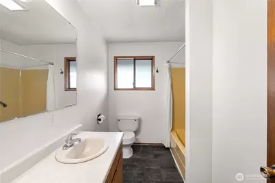 236 E Woodhill Avenue, Westport, WA 98595 - Photo 11