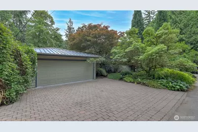 10555 SE 28th Street, Beaux Arts, WA 98004 - Photo 35