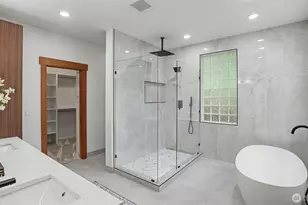 10555 SE 28th St, Beaux Arts, WA 98004 - Photo 27