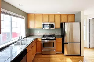 2645 NW 57th St, Seattle, WA 98107 - Photo 5