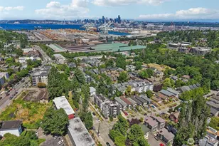 2852 SW Nevada St, Seattle, WA 98126 - Photo 31