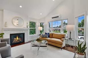 318 NE 59th St, Seattle, WA 98105 - Photo 3