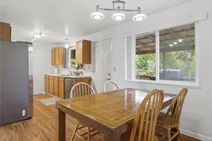1105 L St, Centralia, WA 98531 - Photo 9
