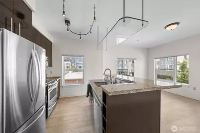 1026 NE 65th Street #C420, Seattle, WA 98115 - Photo 9