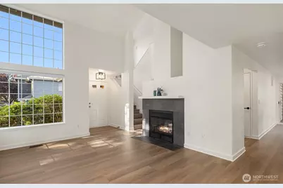 8002 118th Court NE #11, Kirkland, WA 98033 - Photo 5