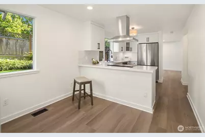 8002 118th Court NE #11, Kirkland, WA 98033 - Photo 11