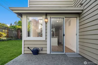 8002 118th Court NE #11, Kirkland, WA 98033 - Photo 15