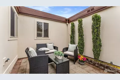 15964 NE 15th Street #A10, Bellevue, WA 98008 - Photo 17