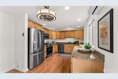 15964 NE 15th Street #A10, Bellevue, WA 98008 - Photo 23