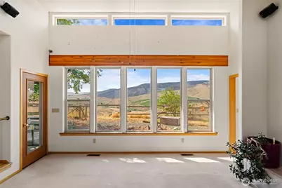 723 Burbank Creek Road, Yakima, WA 98901 - Photo 7