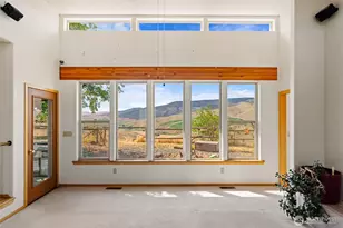 723 Burbank Creek Rd, Yakima, WA 98901 - Photo 7