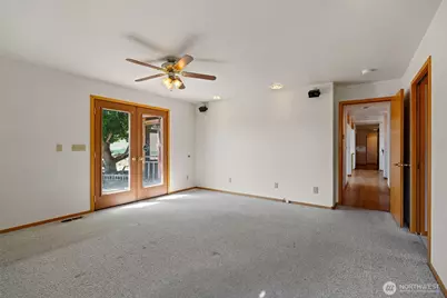 723 Burbank Creek Road, Yakima, WA 98901 - Photo 17