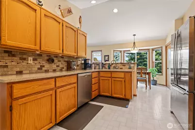 8232 Snohomish Road, Blaine, WA 98230 - Photo 9