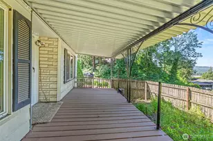 250 Holly Blvd, Kalama, WA 98625 - Photo 3