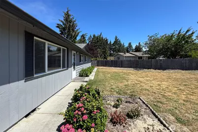 100 W Robert Place, Sequim, WA 98382 - Photo 3