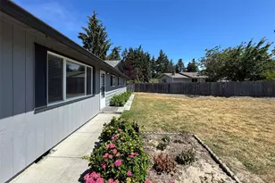 100 W Robert Pl, Sequim, WA 98382 - Photo 3