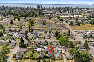 1218 E Marine View Dr, Everett, WA 98201 - Photo 39
