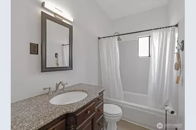 1218 E Marine View Drive, Everett, WA 98201 - Photo 17